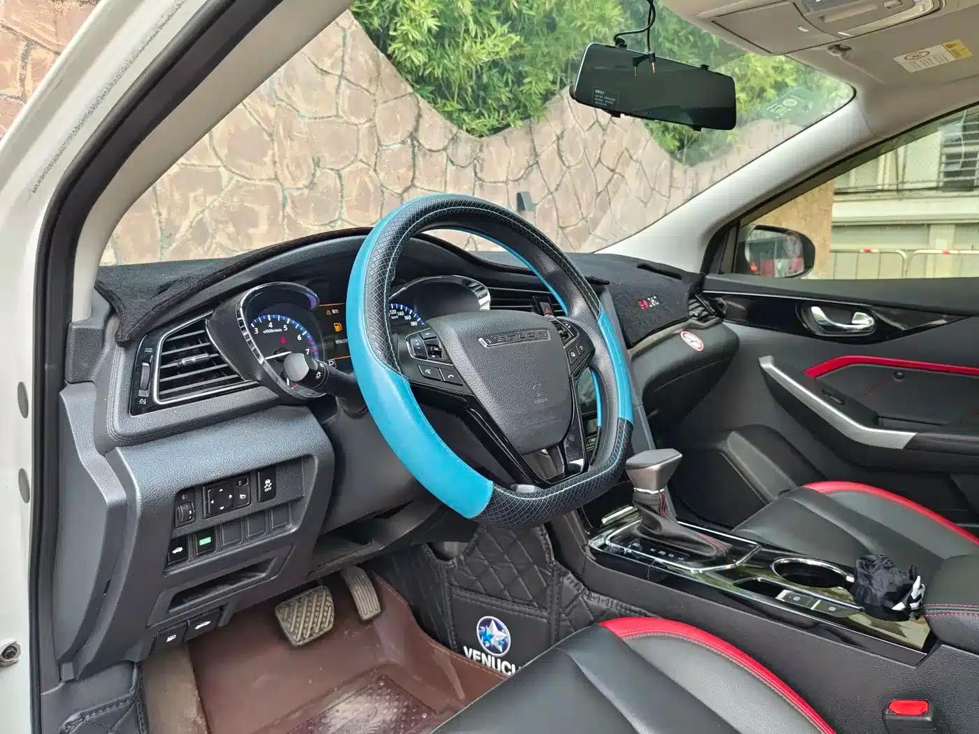 Venucia D60 2019 Model, 100,000 Glory Edition, 1.6L XL CVT, National VI Emission Standard — миниатюра 18