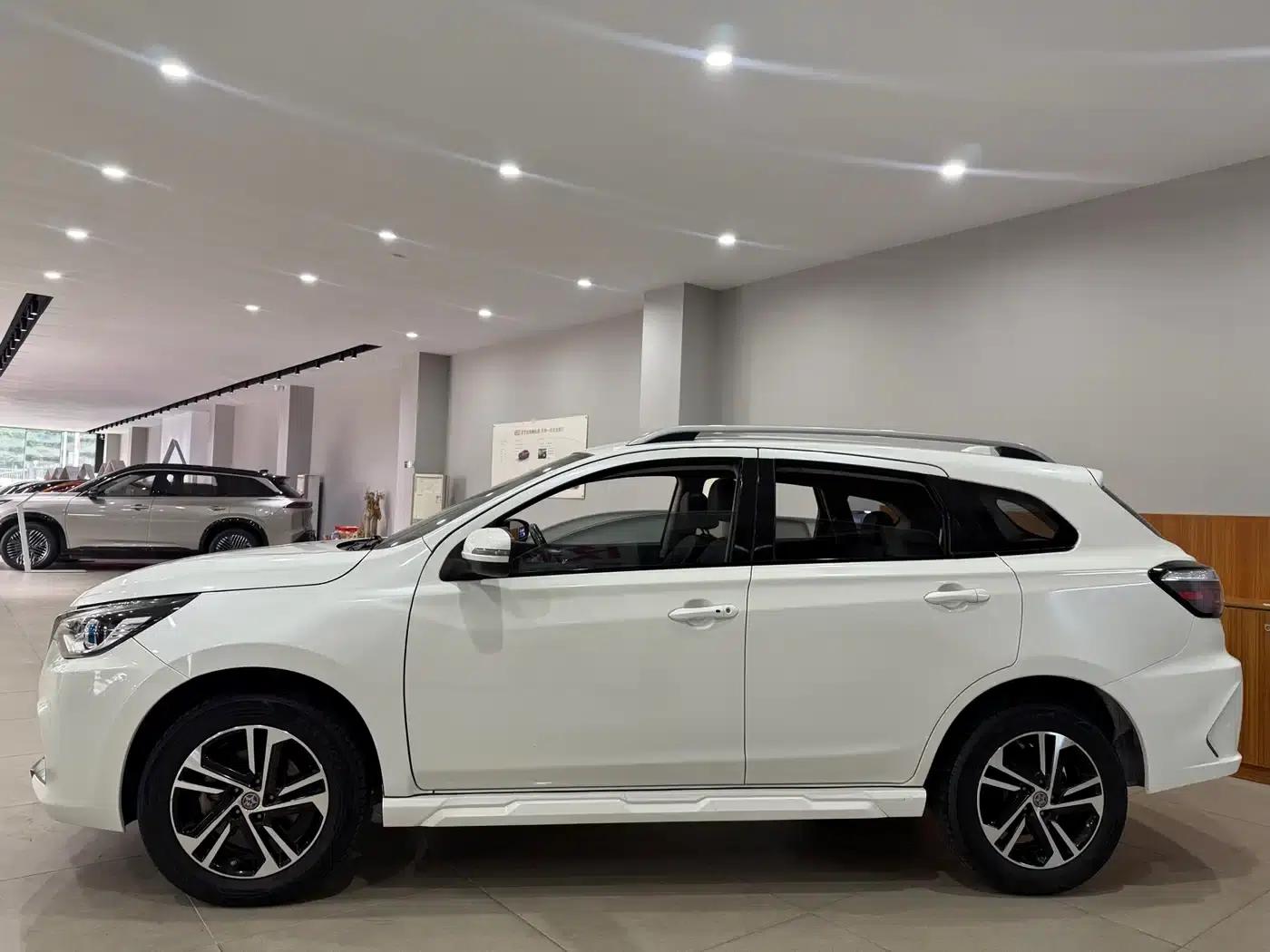 Venucia T70 2019 2.0L CVT Smart Edition (National VI Emission Standard) — миниатюра 12