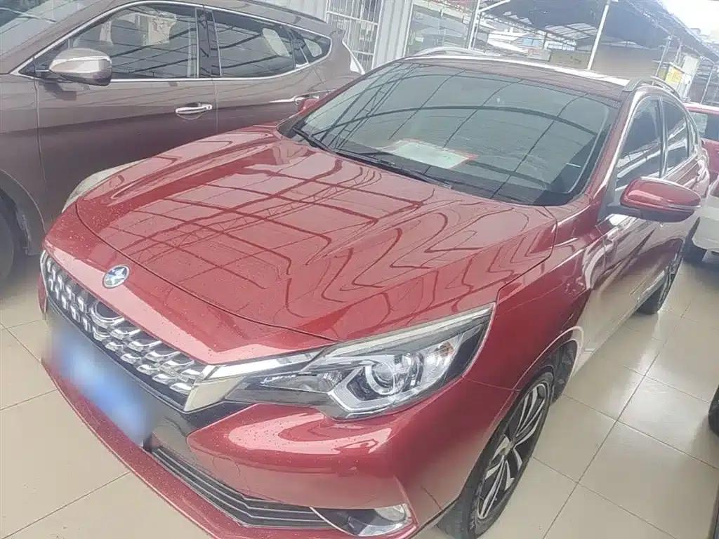 Venucia T90 2017 2.0L CVT Smart Edition — миниатюра 2