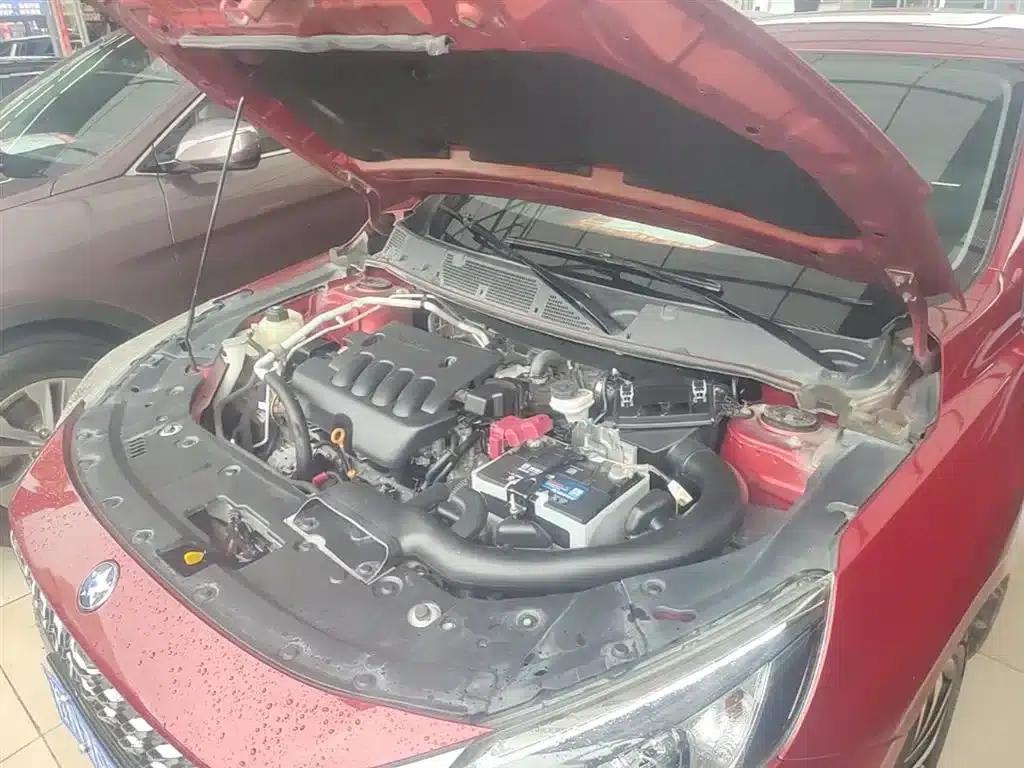 Venucia T90 2017 2.0L CVT Smart Edition — миниатюра 20