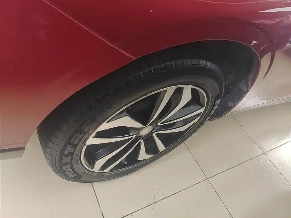 Venucia T90 2017 2.0L CVT Smart Edition — миниатюра 23
