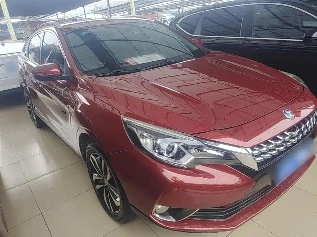 Venucia T90 2017 2.0L CVT Smart Edition — миниатюра 4