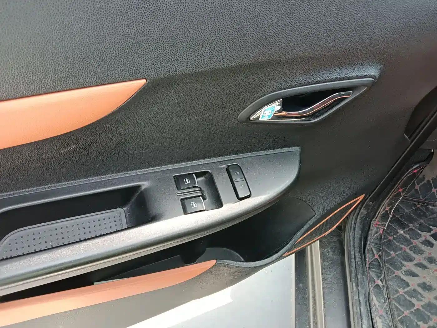 Little Ant 2018 400 4-seater Smart Edition — миниатюра 7