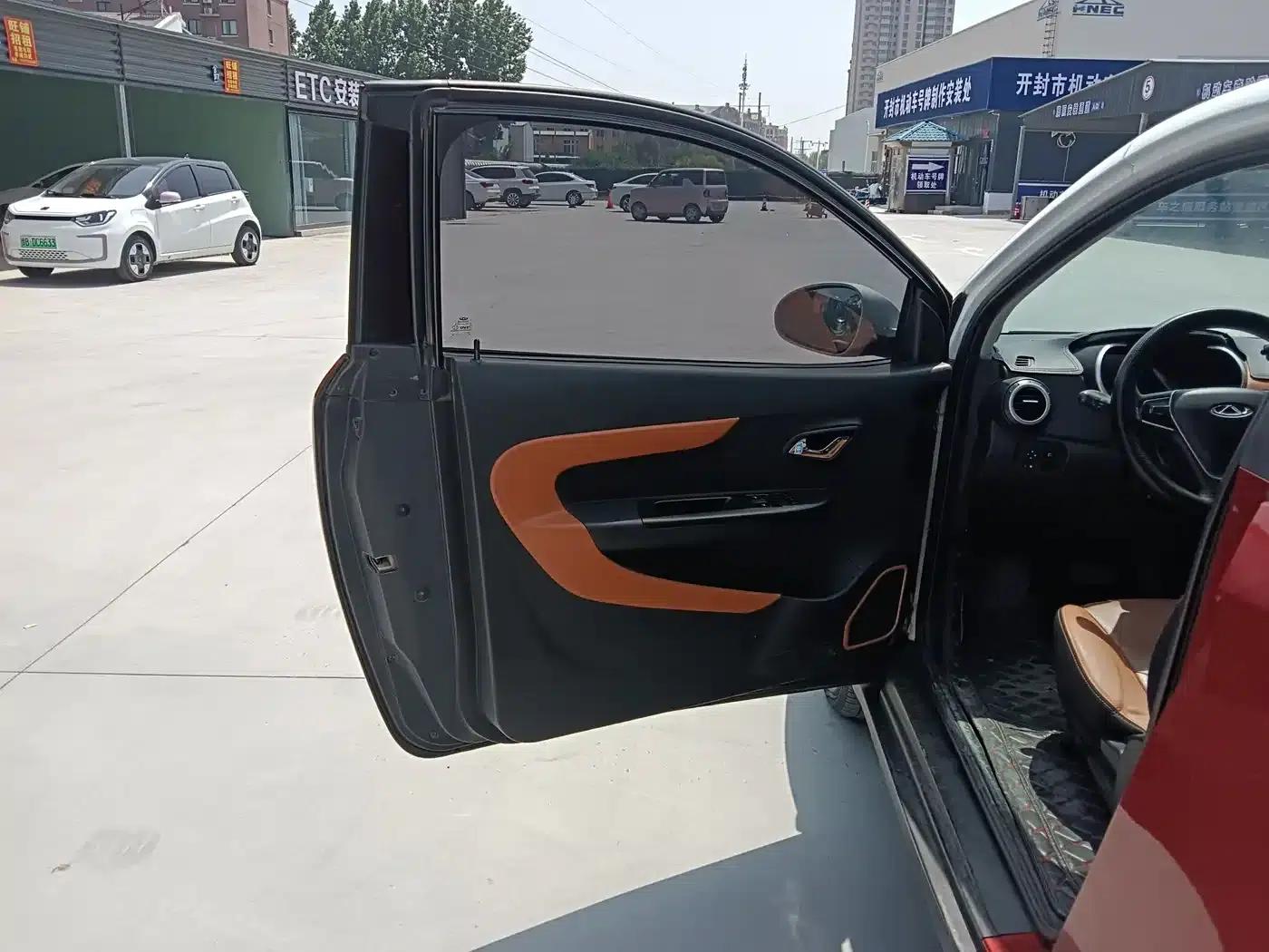 Little Ant 2018 400 4-seater Smart Edition — миниатюра 8