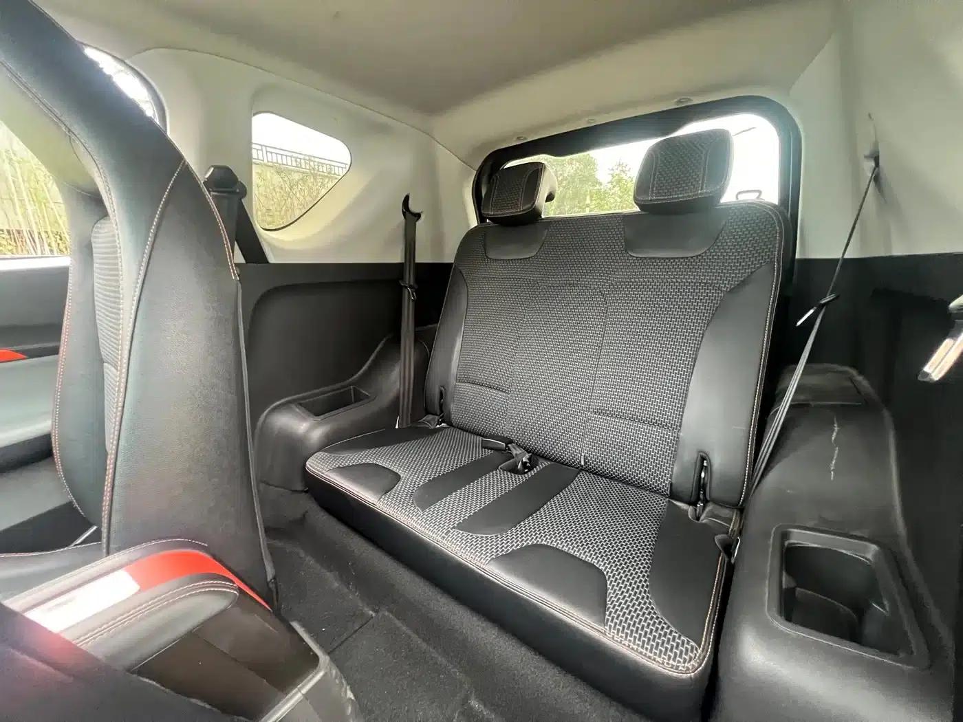Little Ant 2019 4-seater Smart Edition 35kWh — миниатюра 6