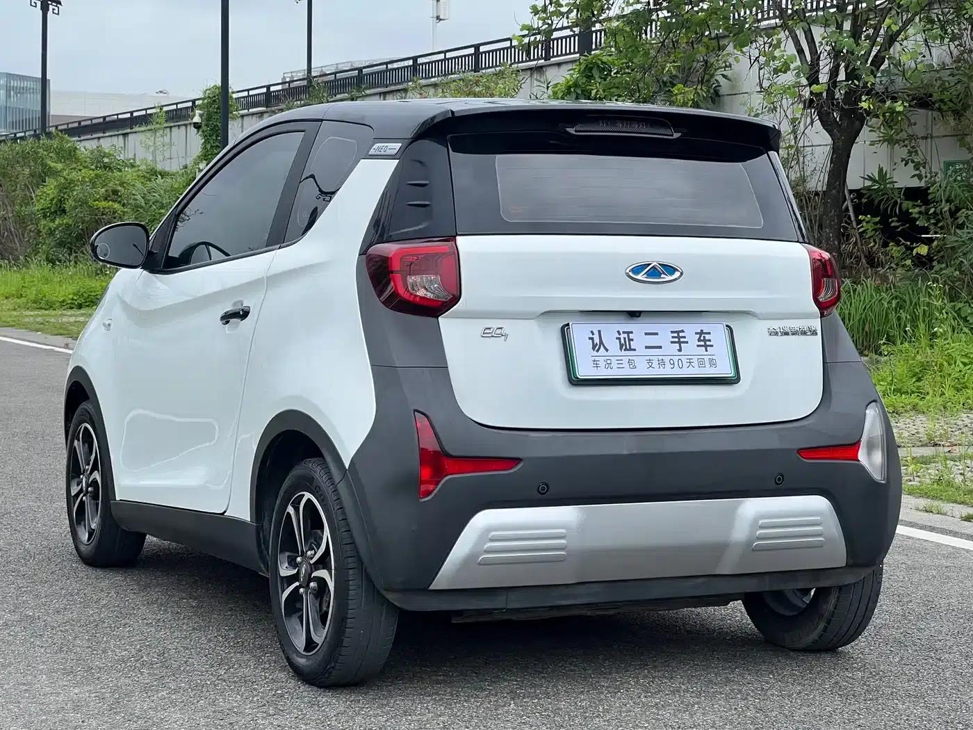 Little Ant 2019 4-seater Smart Edition 35kWh — миниатюра 7