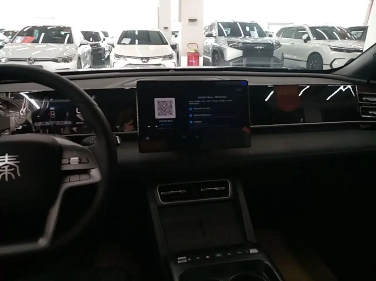 BYD Qin L 2026 DM-i 128KM Progressive Edition — миниатюра 15