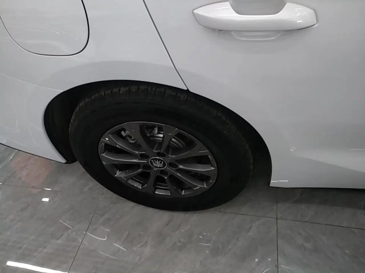 BYD Qin L 2026 DM-i 128KM Progressive Edition — миниатюра 10