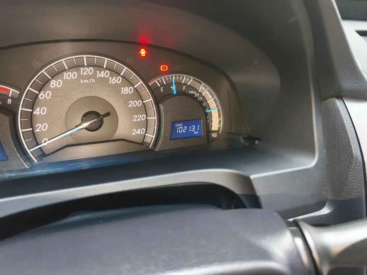 Toyota Camry 2012 Junrui 2.0S Radiant Edition — миниатюра 13