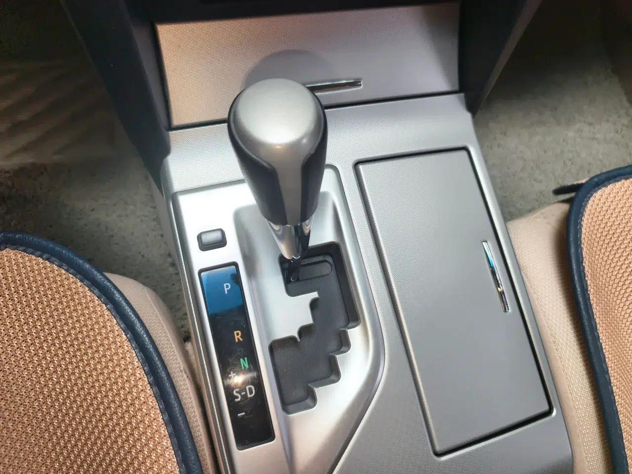 Toyota Camry 2012 Junrui 2.0S Radiant Edition — миниатюра 15