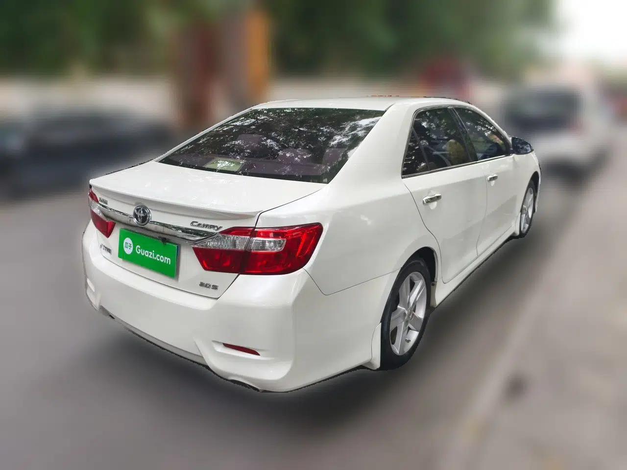 Toyota Camry 2012 Junrui 2.0S Radiant Edition — миниатюра 6
