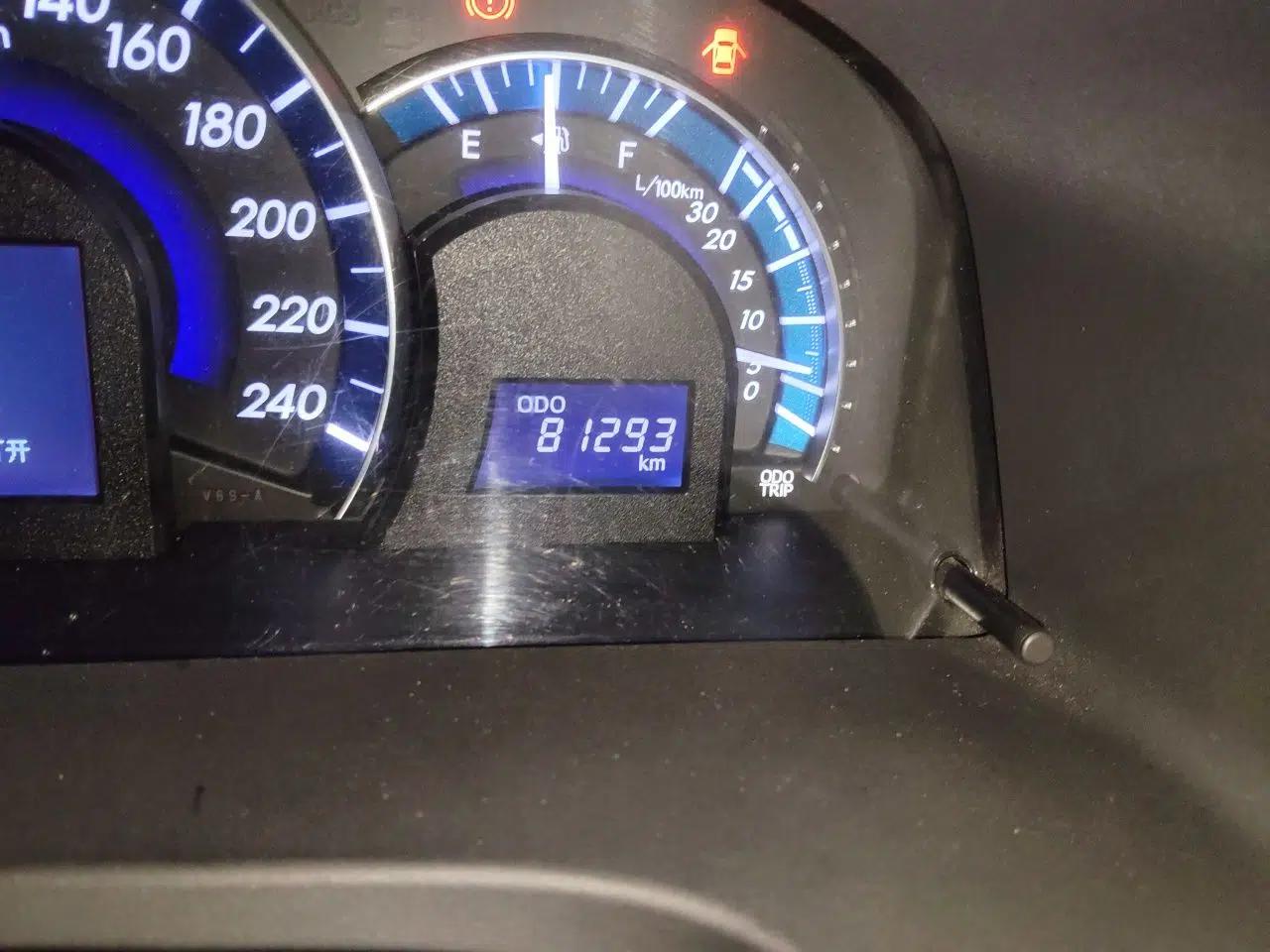 Toyota Camry 2012 Luxurious Edition 2.5HG Zunrui — миниатюра 13