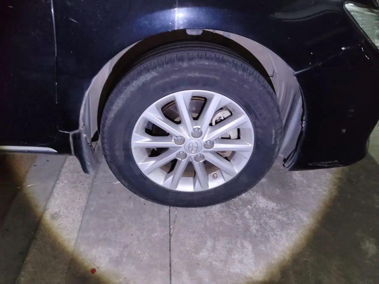 Toyota Camry 2012 Luxurious Edition 2.5HG Zunrui — миниатюра 8