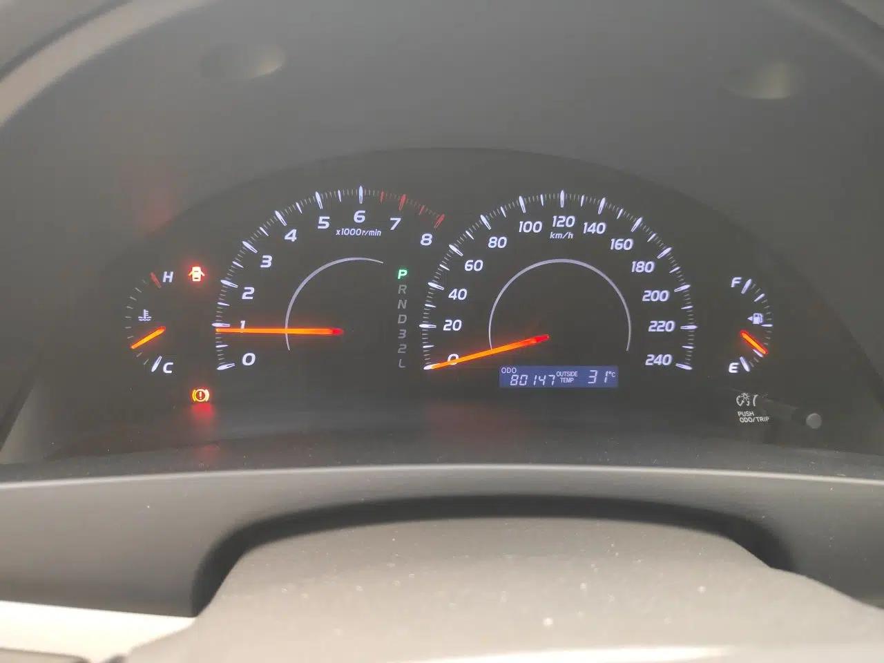 Toyota Camry 2013 200E Classic Elite Edition — миниатюра 12