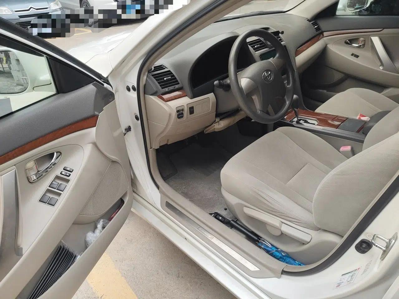 Toyota Camry 2013 200E Classic Elite Edition — миниатюра 17