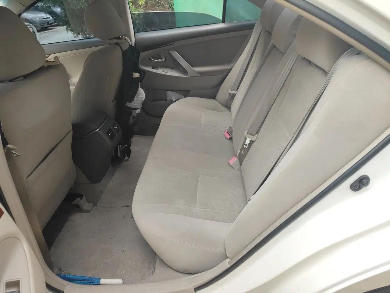 Toyota Camry 2013 200E Classic Elite Edition — миниатюра 18