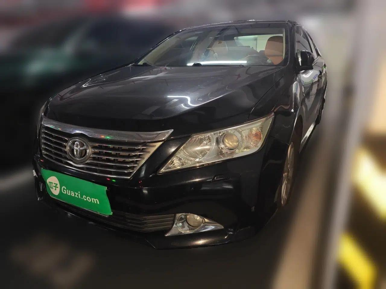 Toyota Camry 2012 2.5G Luxury Edition — миниатюра 1
