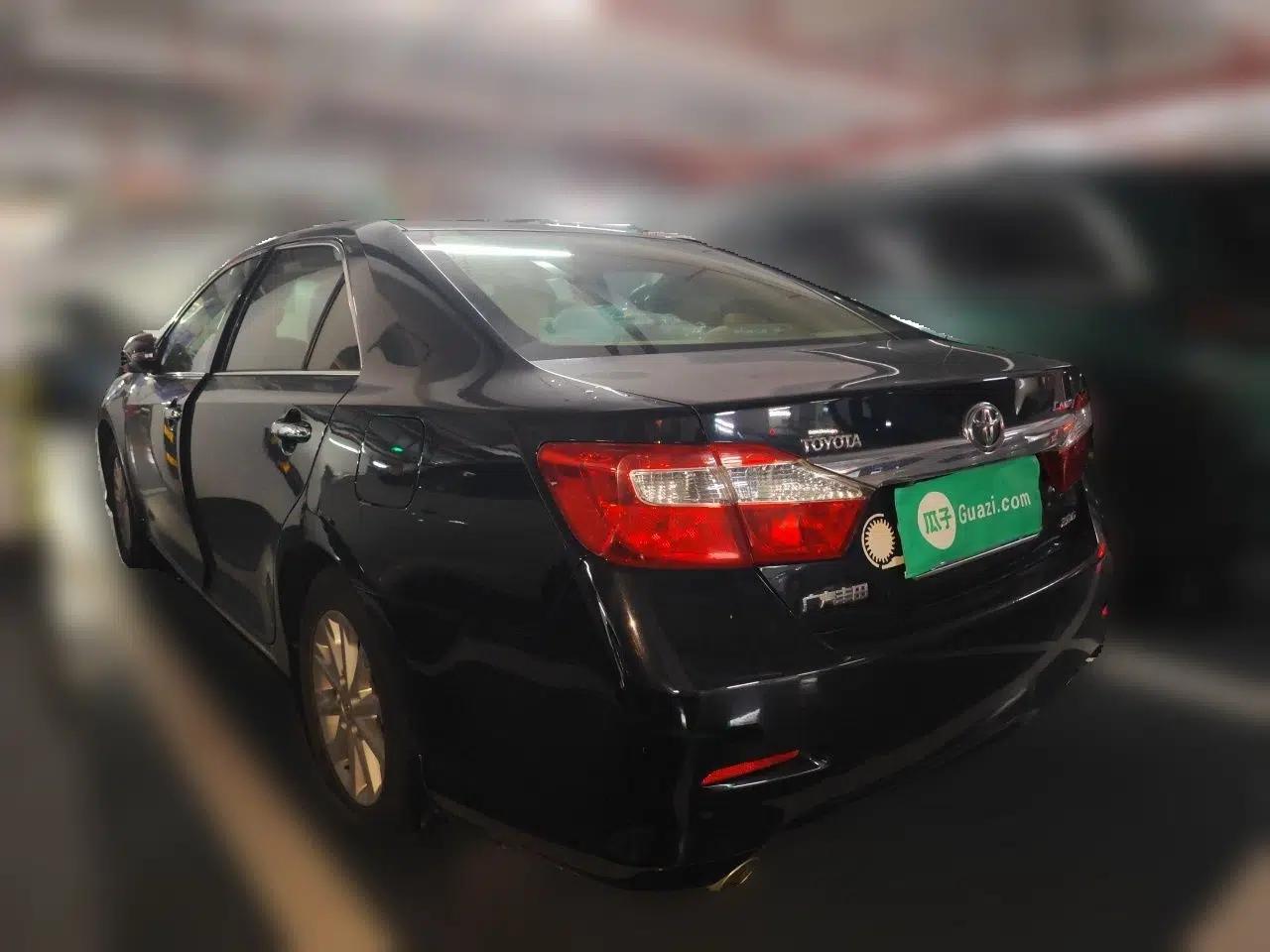 Toyota Camry 2012 2.5G Luxury Edition — миниатюра 4