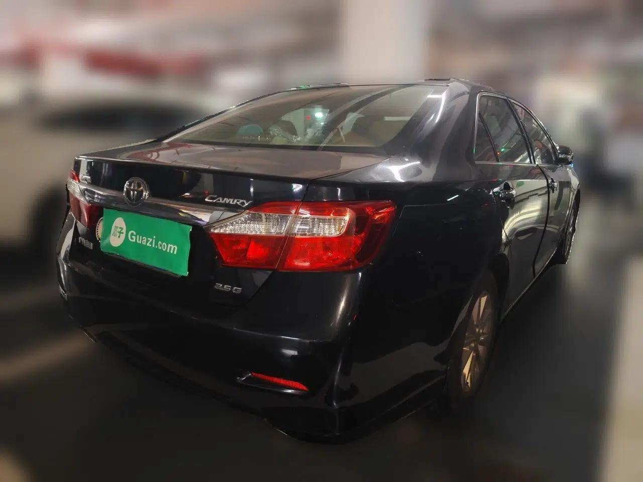 Toyota Camry 2012 2.5G Luxury Edition — миниатюра 6