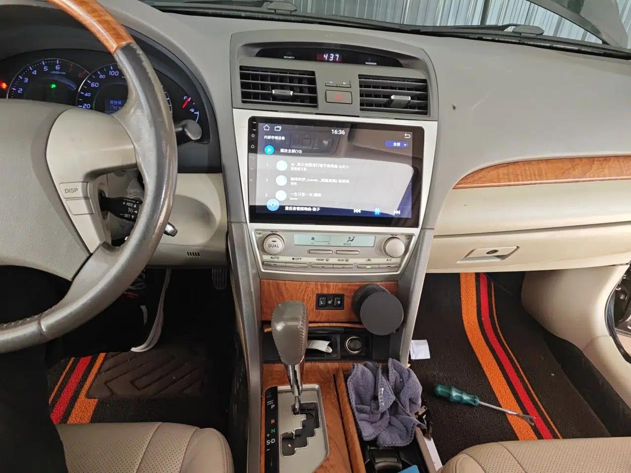 Toyota Camry 2010 240G Classic Edition — миниатюра 14
