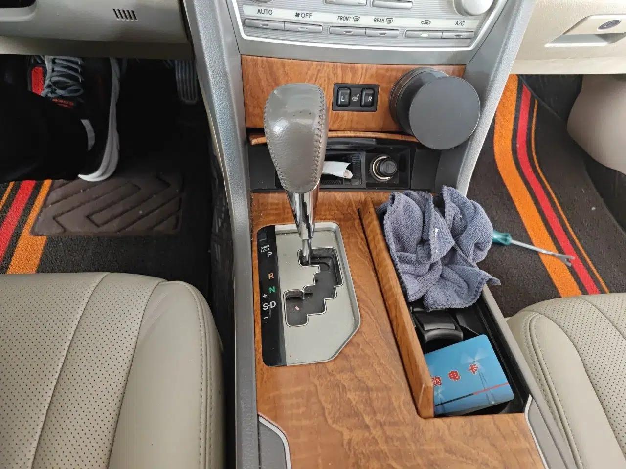Toyota Camry 2010 240G Classic Edition — миниатюра 15