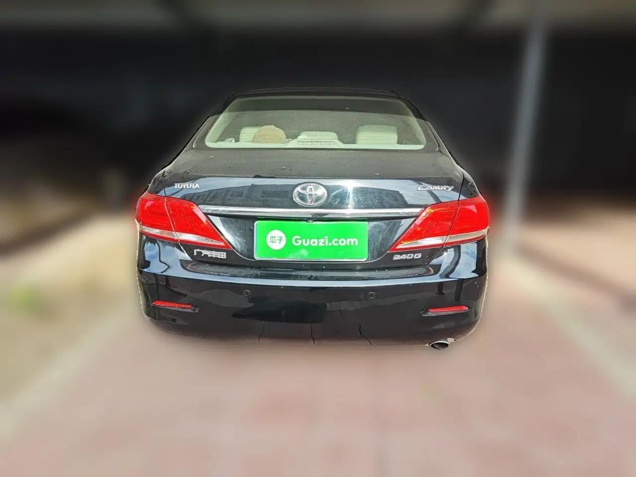 Toyota Camry 2010 240G Classic Edition — миниатюра 5