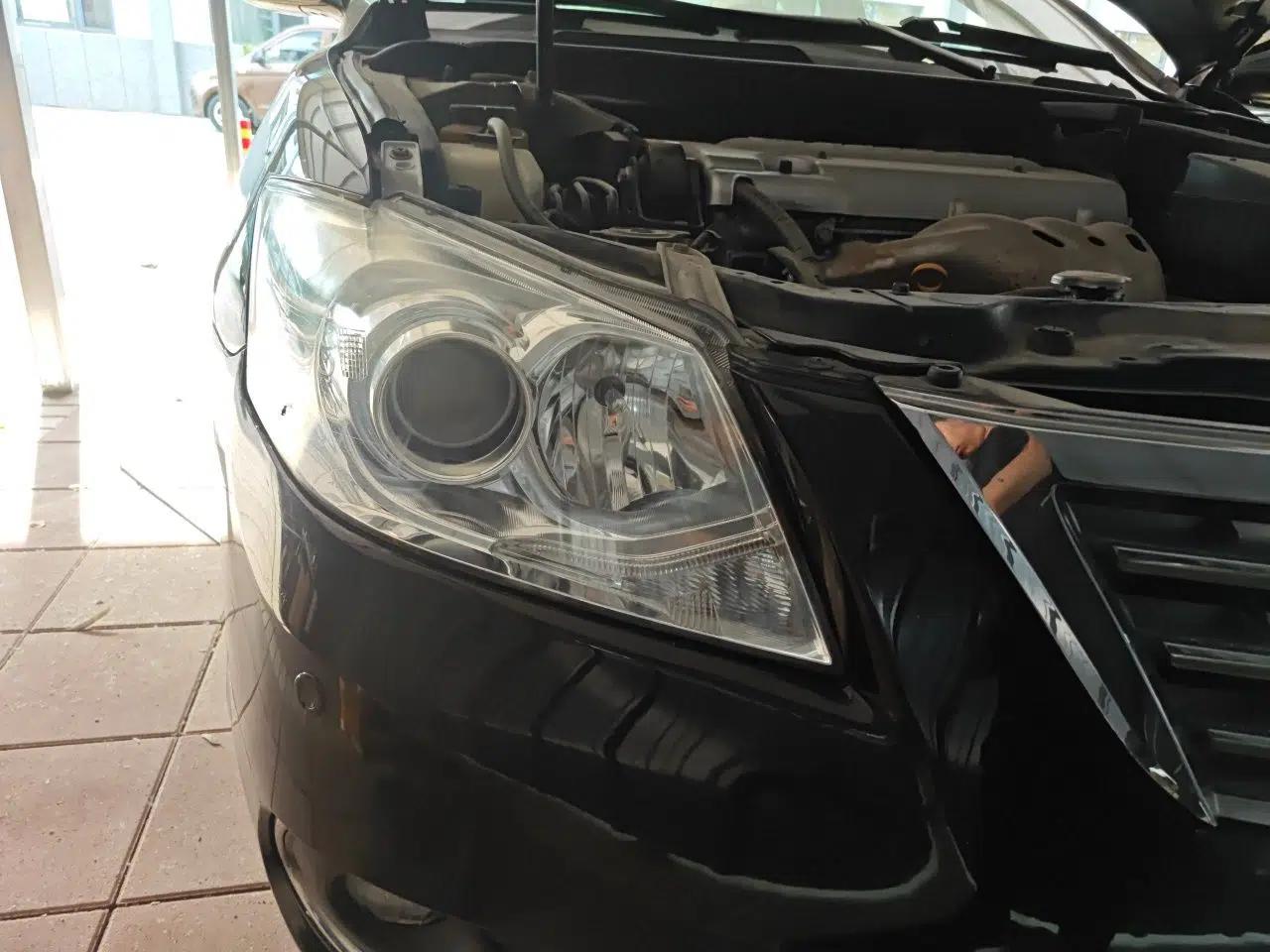 Toyota Camry 2010 240G Classic Edition — миниатюра 7