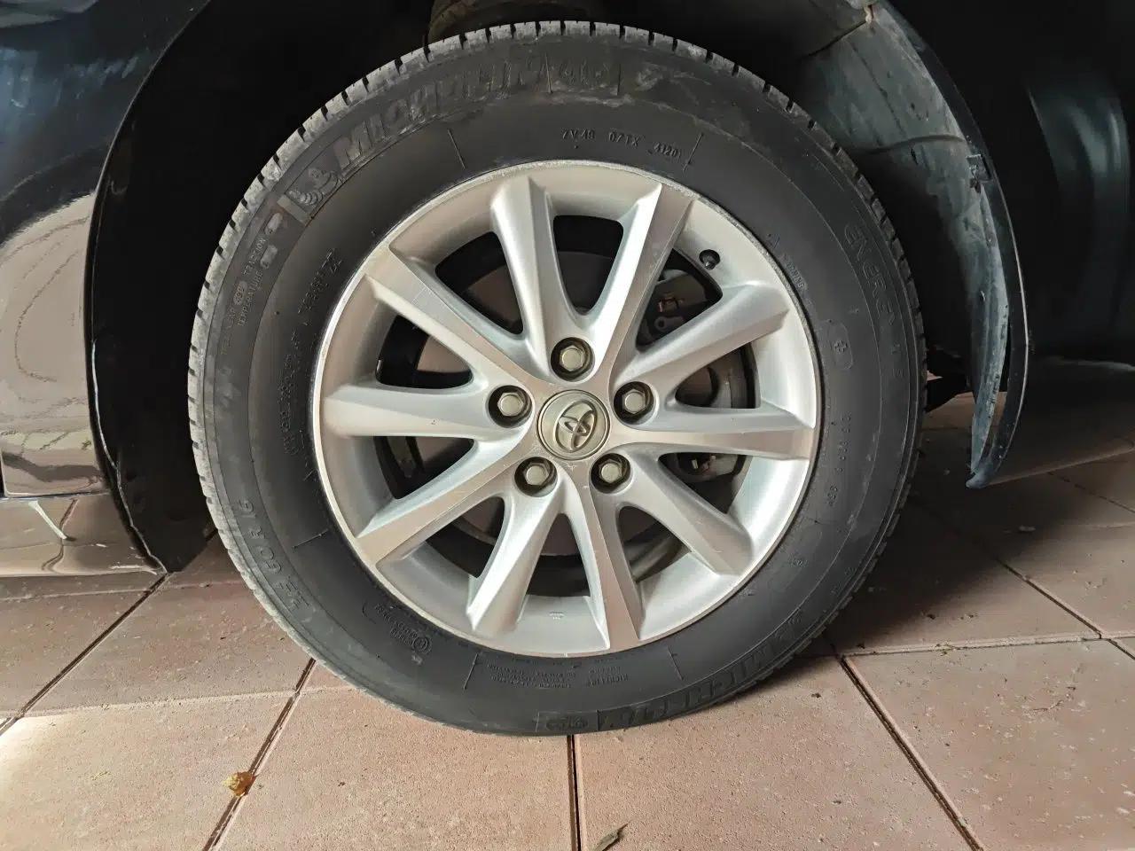 Toyota Camry 2010 240G Classic Edition — миниатюра 8