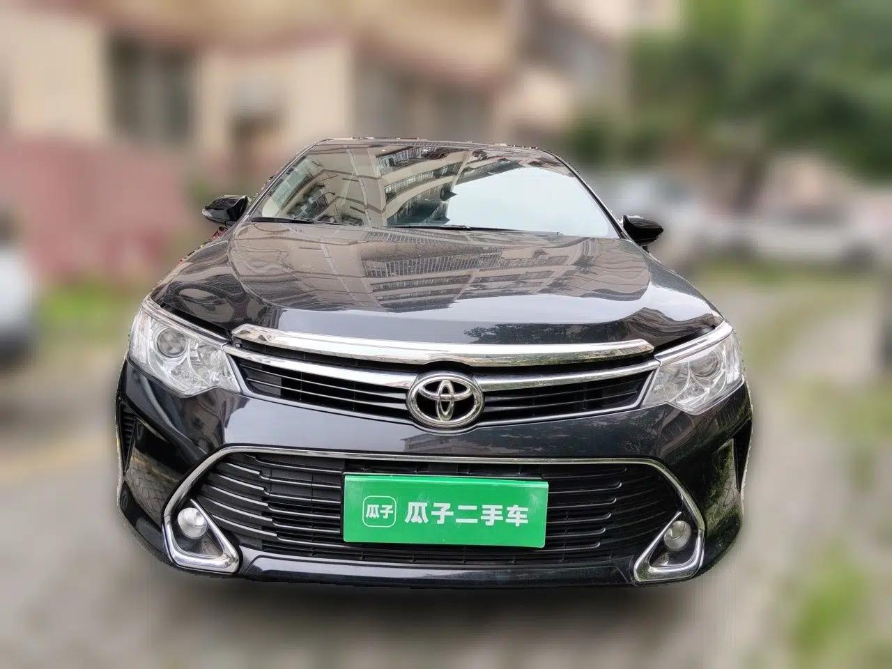 Toyota Camry 2016 2.0G 10th Anniversary Leading Edition — миниатюра 2