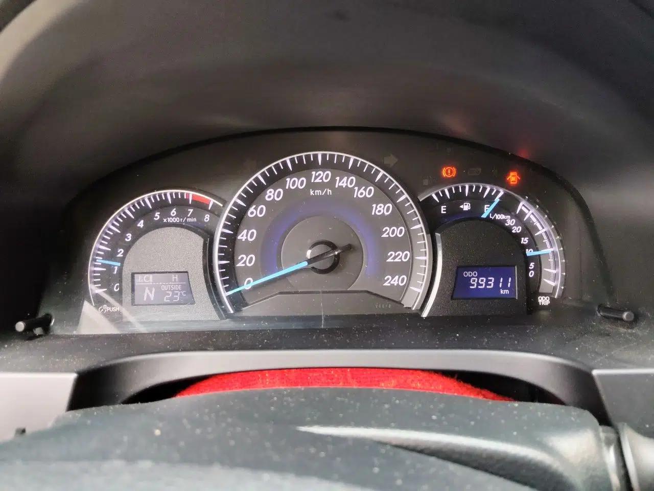 Toyota Camry 2016 2.0G 10th Anniversary Leading Edition — миниатюра 12