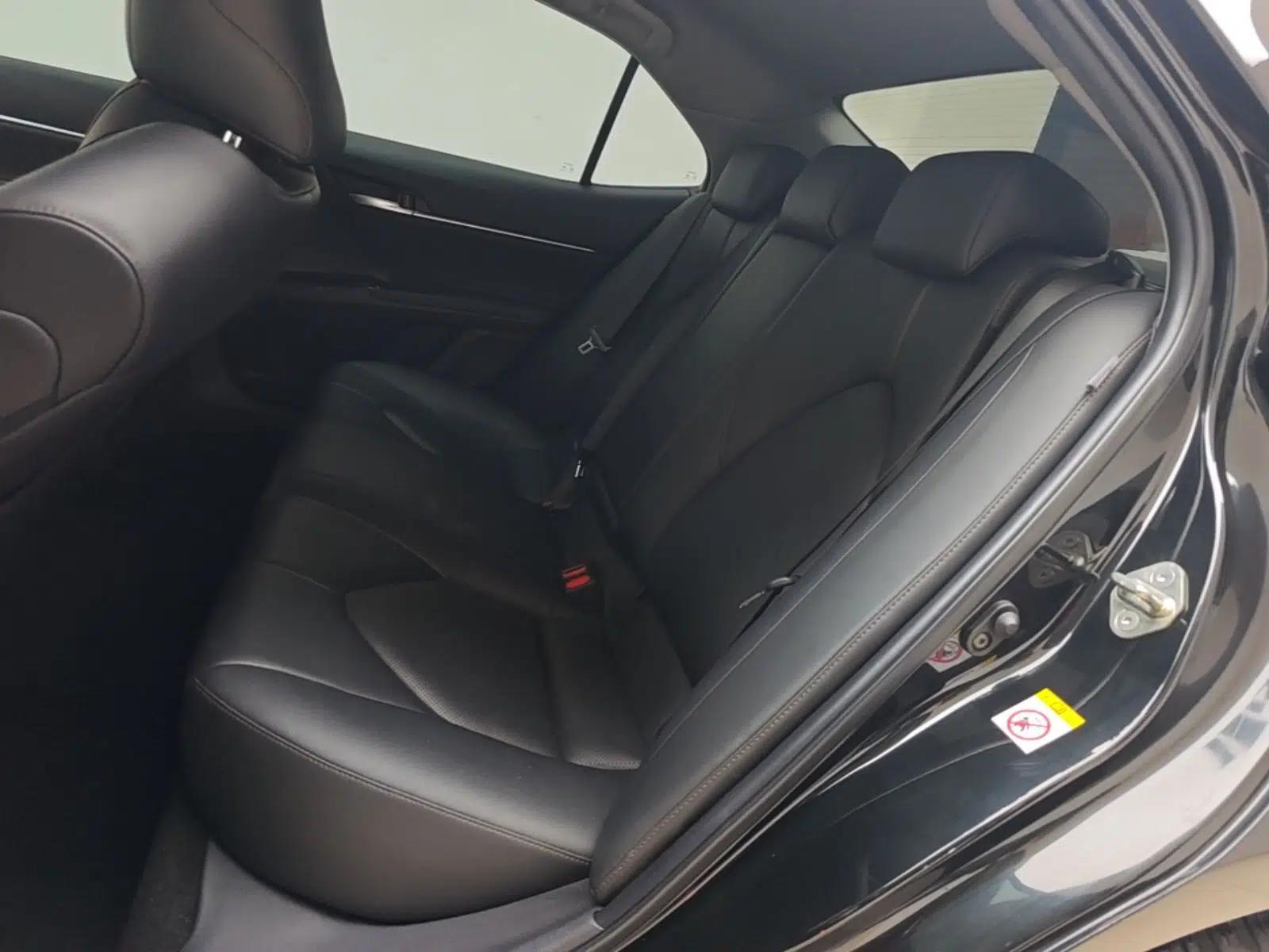 Toyota Camry 2018 2.0G Luxury Edition — миниатюра 20