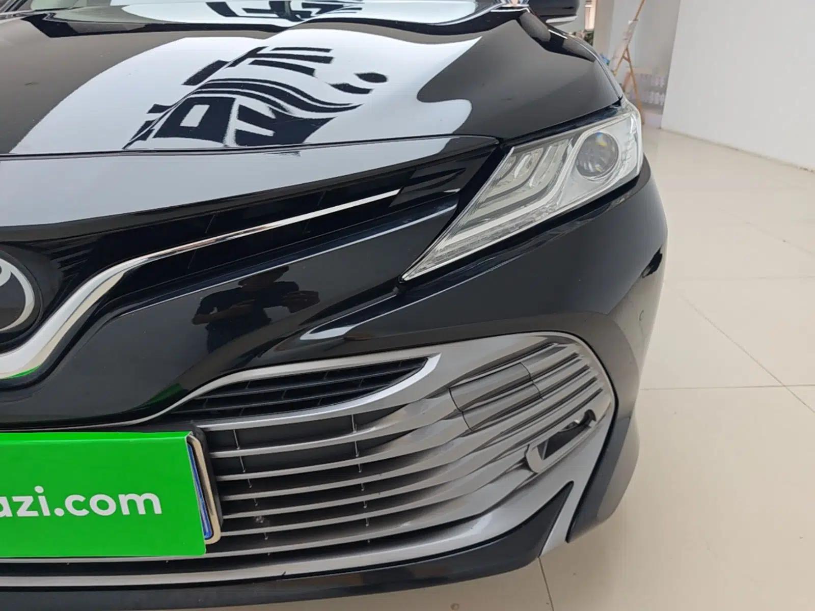 Toyota Camry 2018 2.0G Luxury Edition — миниатюра 9