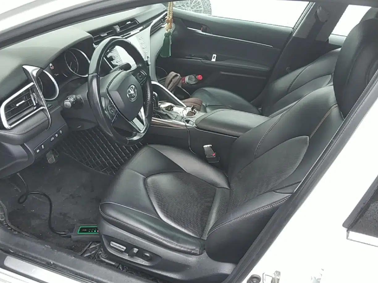 Toyota Camry 2018 2.5G Luxury Edition — миниатюра 18