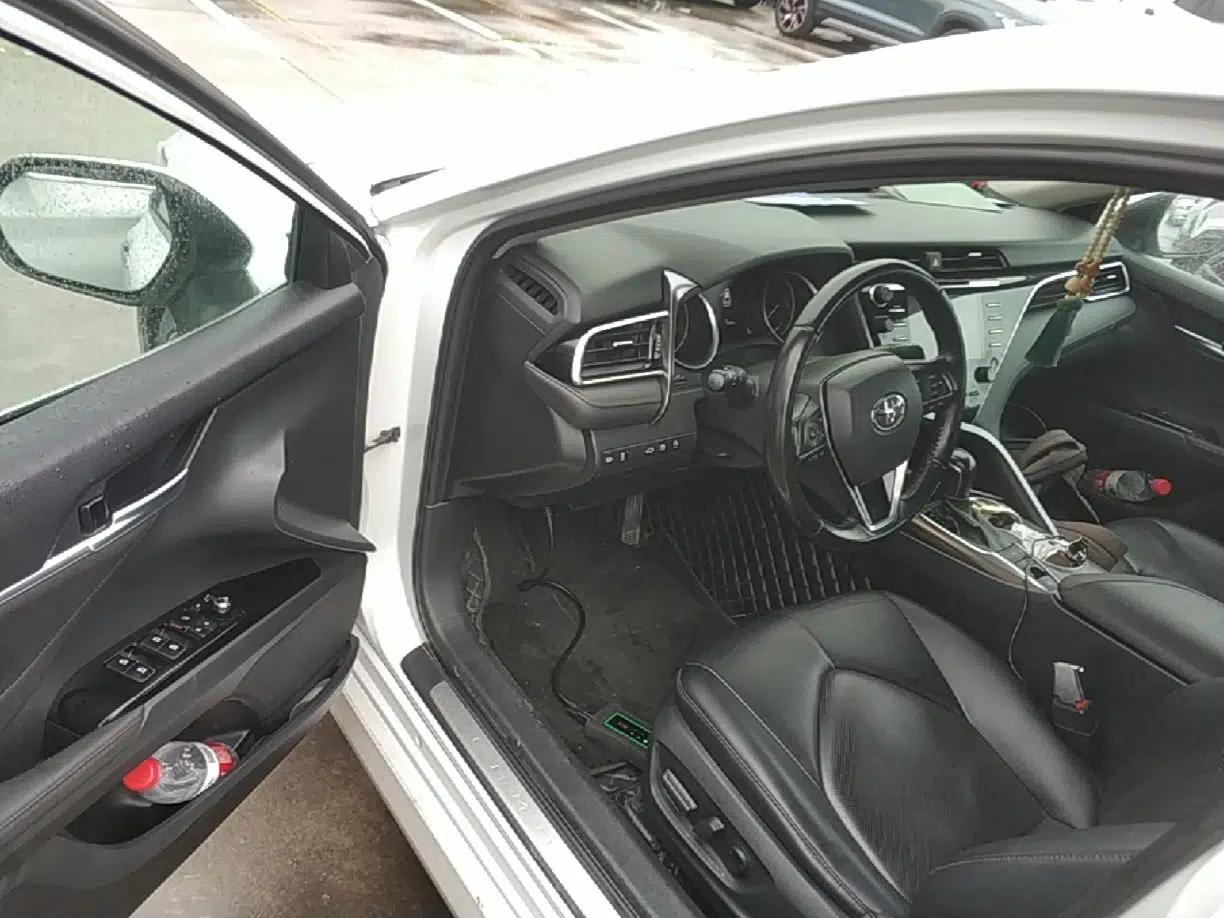 Toyota Camry 2018 2.5G Luxury Edition — миниатюра 19
