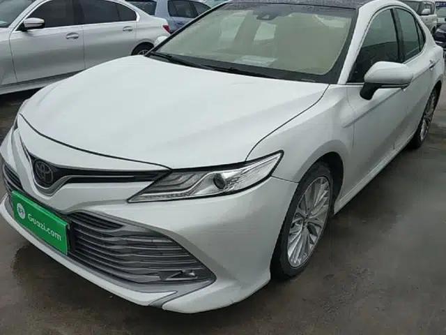 Toyota Camry 2018 2.5G Luxury Edition