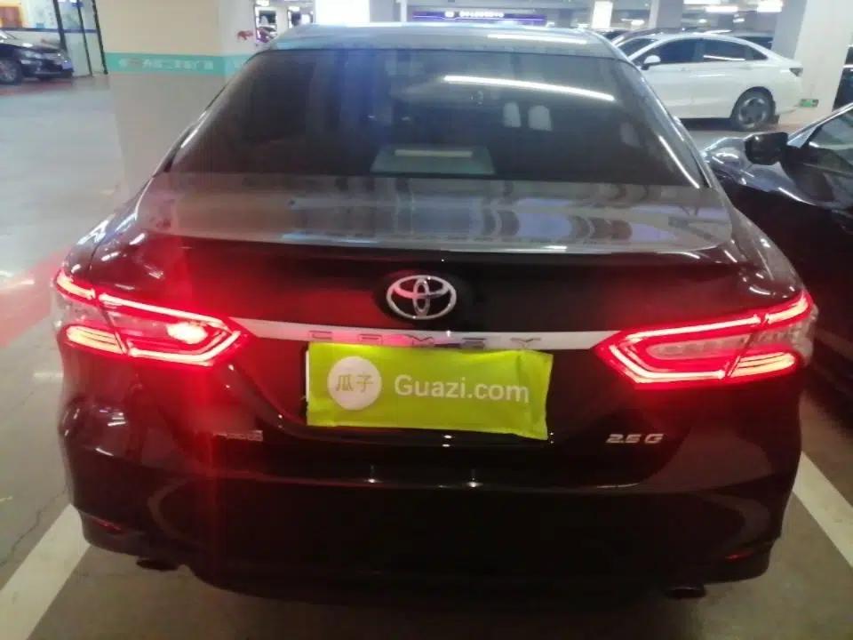 Toyota Camry 2018 2.5G Luxury Edition — миниатюра 3