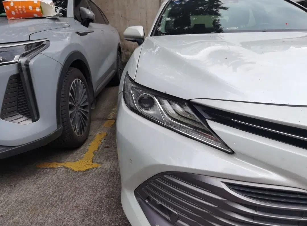 Toyota Camry 2018 2.5G Luxury Edition — миниатюра 6