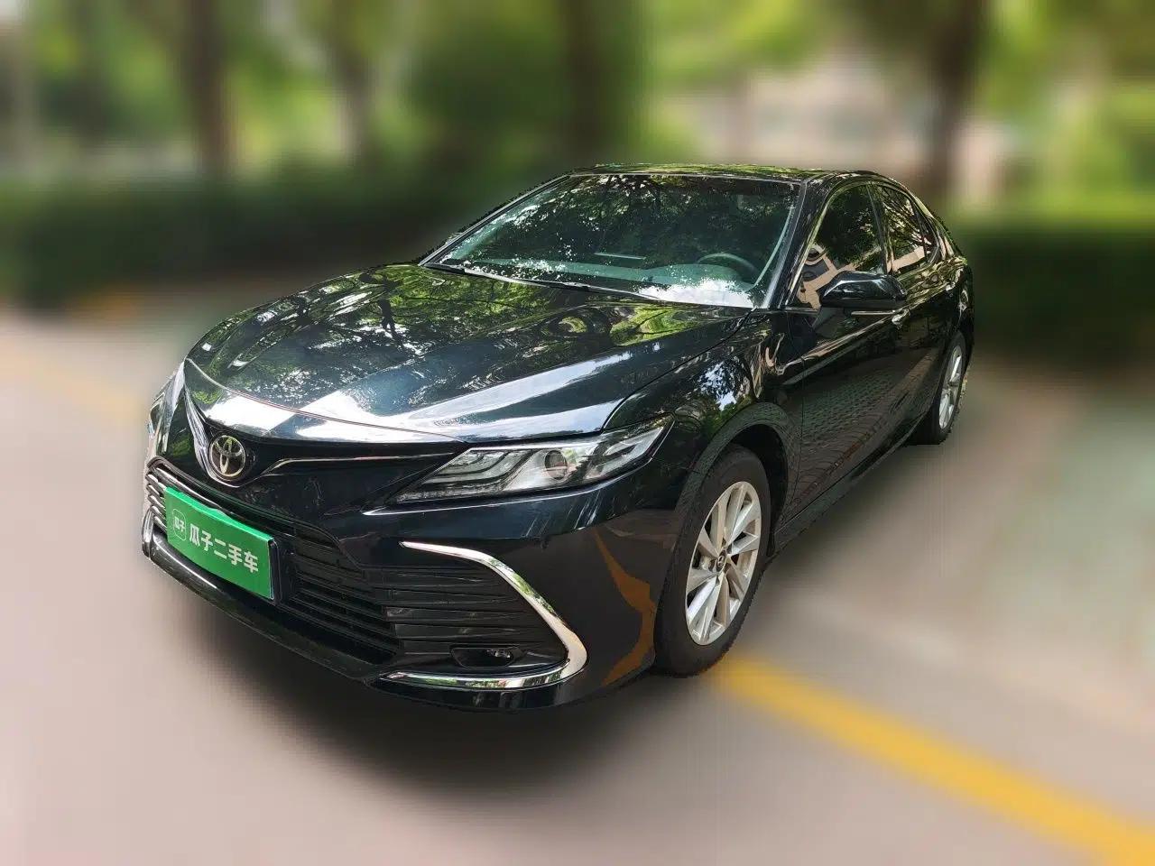Toyota Camry 2021 2.0G Luxury Edition — миниатюра 1