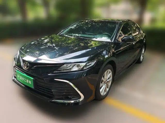 Toyota Camry 2021 2.0G Luxury Edition