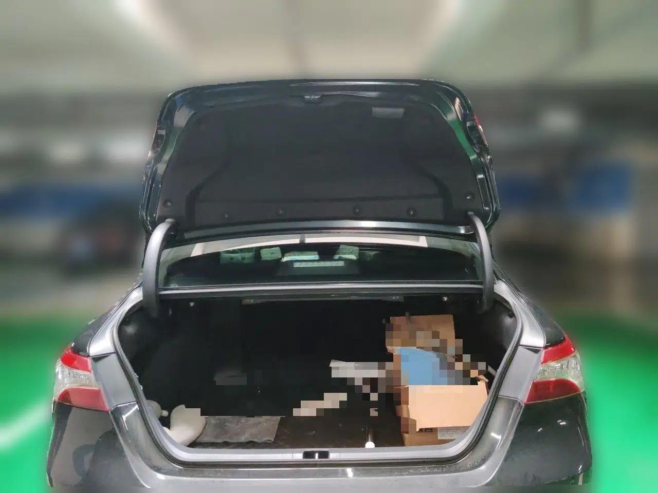 Toyota Camry 2019 Revised Version 2.0S Fēngshàng Edition — миниатюра 20