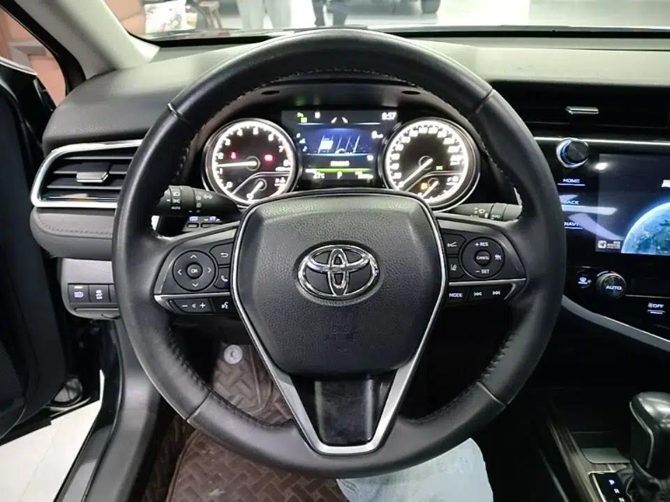 Toyota Camry 2019 Revised Version 2.5G Luxury Edition — миниатюра 13