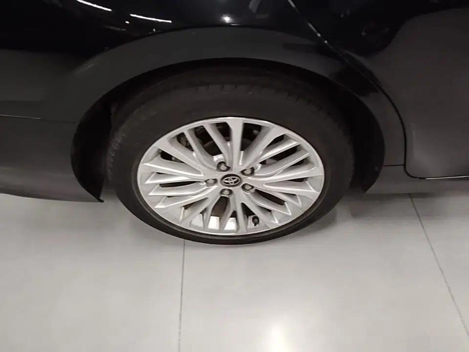 Toyota Camry 2019 Revised Version 2.5G Luxury Edition — миниатюра 10