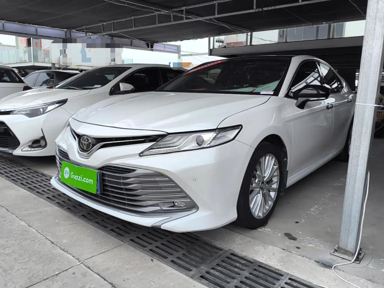 Toyota Camry 2019 Revised Version 2.5G Luxury Edition — миниатюра 1