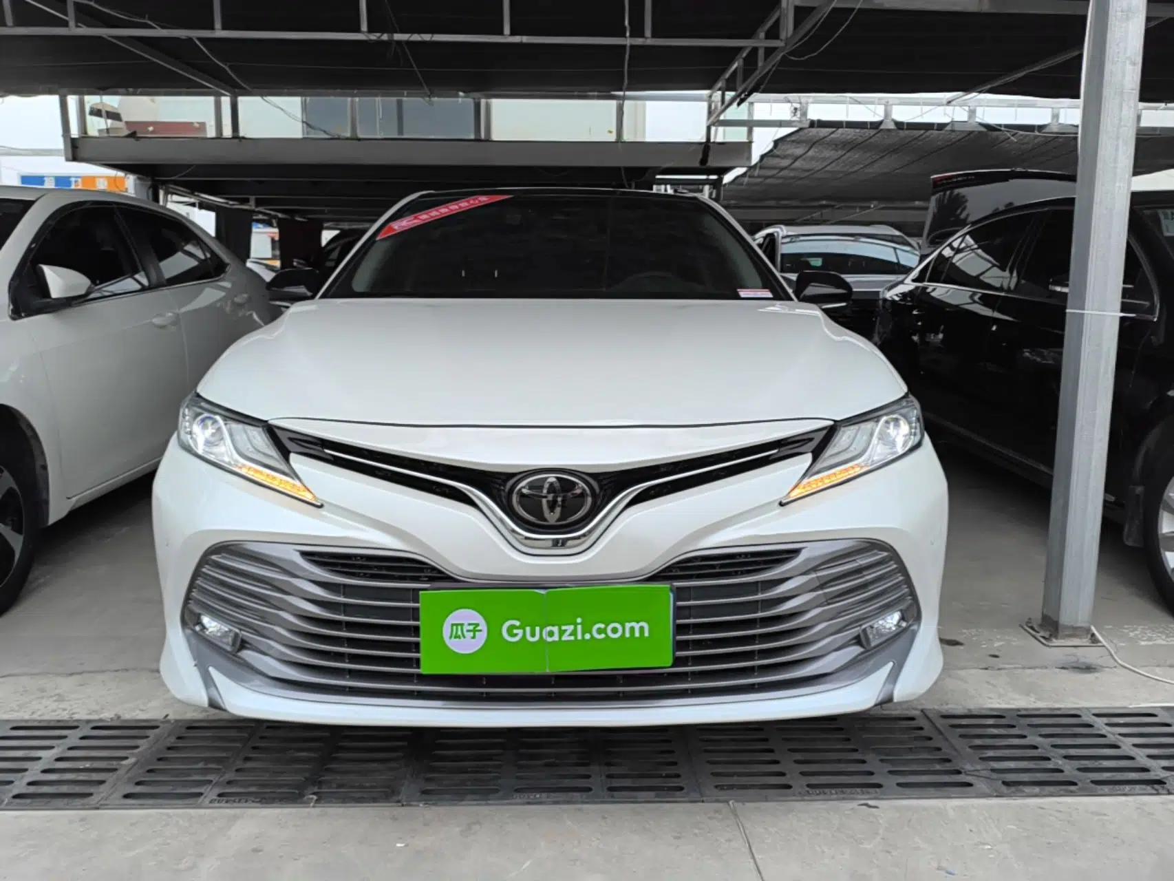 Toyota Camry 2019 Revised Version 2.5G Luxury Edition — миниатюра 2
