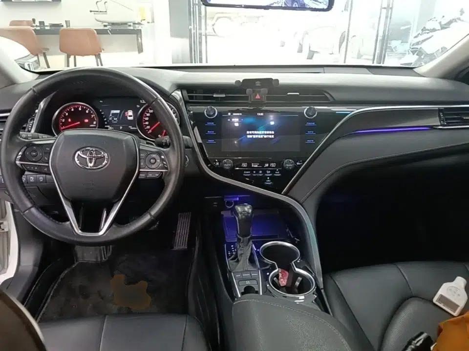 Toyota Camry 2019 Revised Version 2.0S Fēngshàng Edition — миниатюра 13