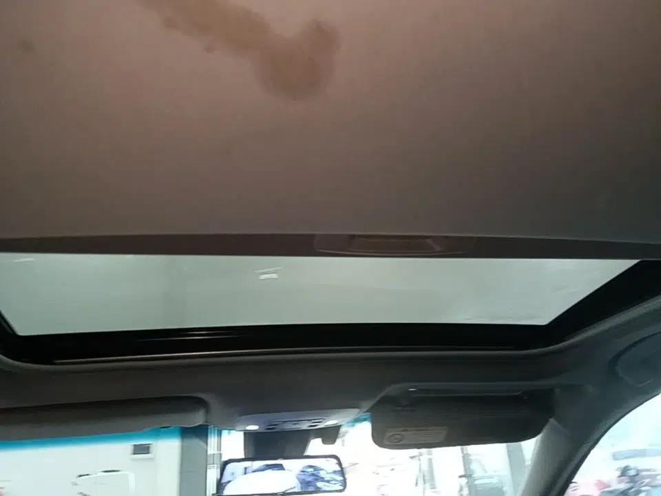 Toyota Camry 2019 Revised Version 2.0S Fēngshàng Edition — миниатюра 21