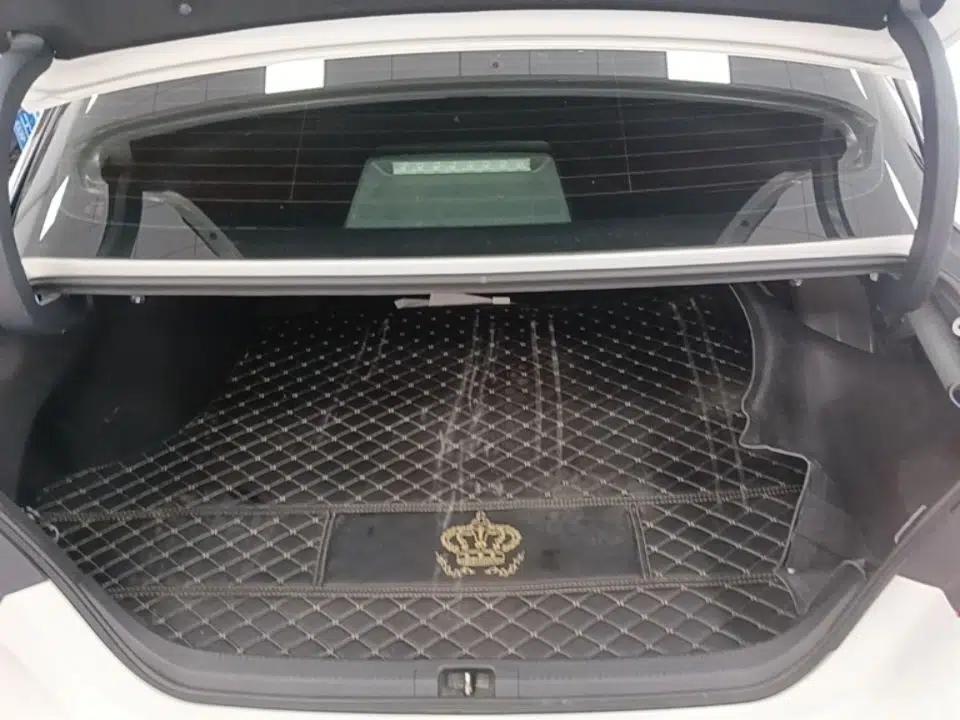 Toyota Camry 2019 Revised Version 2.0S Fēngshàng Edition — миниатюра 22