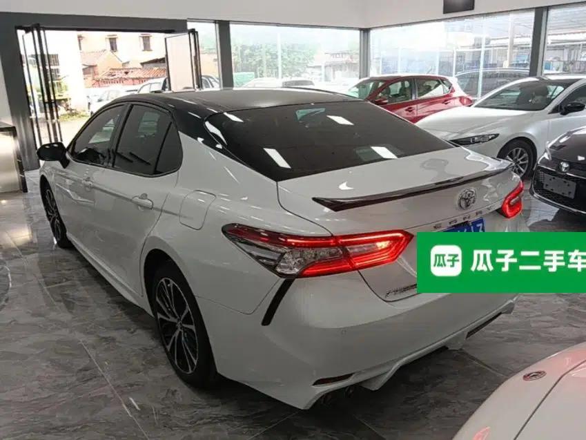 Toyota Camry 2019 Revised Version 2.0S Fēngshàng Edition — миниатюра 4