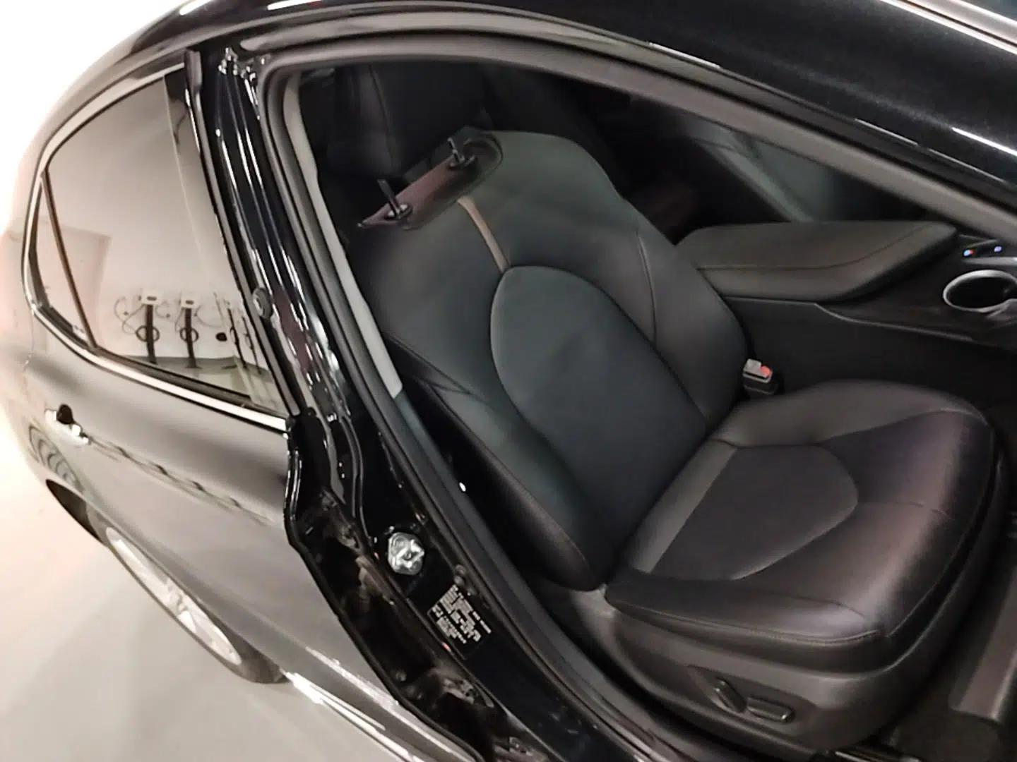 Toyota Camry 2023 2.0G Luxury Edition — миниатюра 23