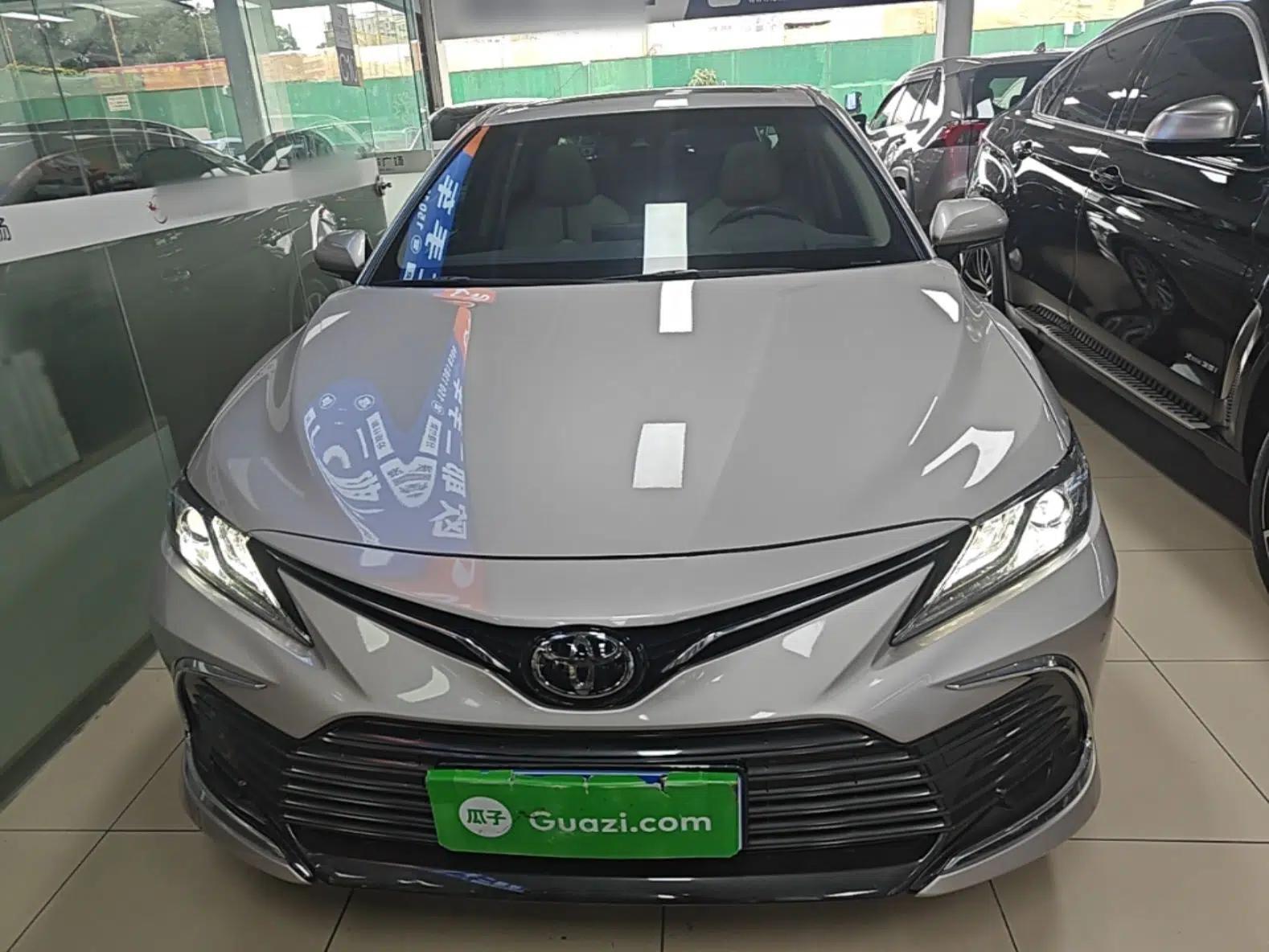 Toyota Camry 2021 2.0G Luxury Edition — миниатюра 2